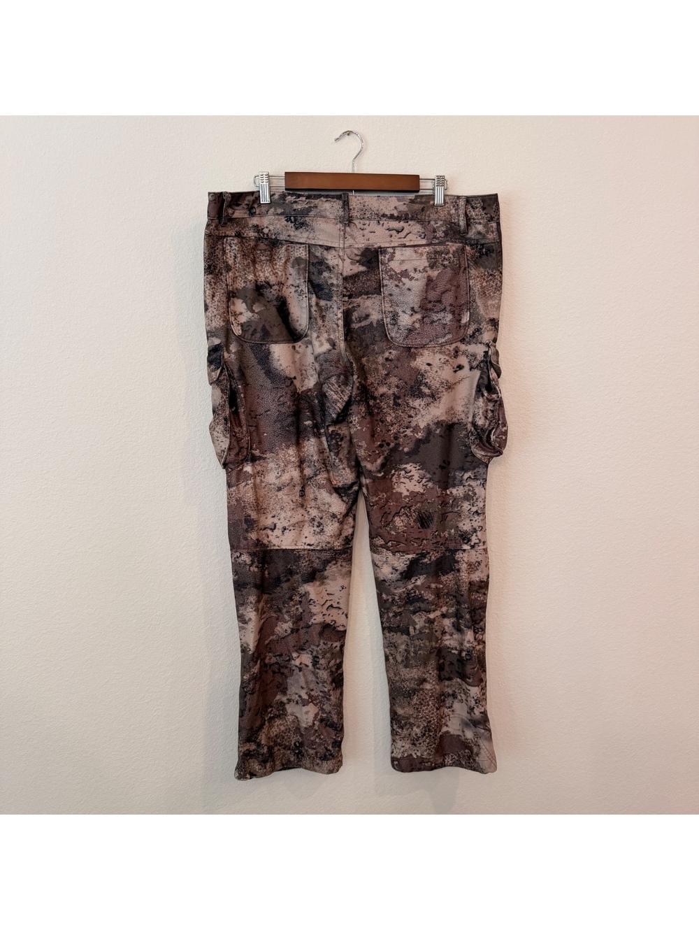 Cabelas Mens 38 Classic Fit TrueTimber Strata Cargo Pants